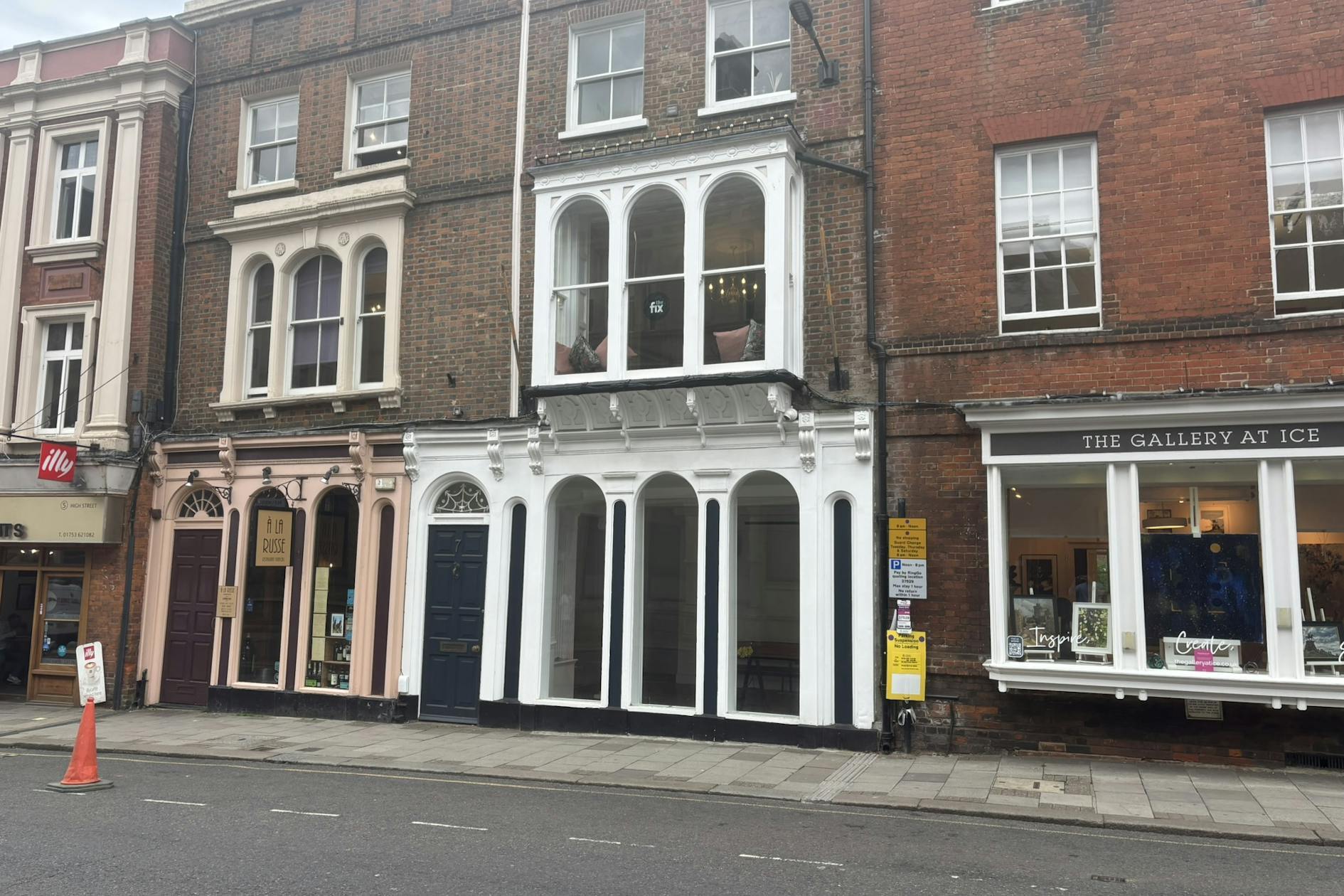 7 High St, Windsor à louer Photo du bâtiment- Image 1 de 4