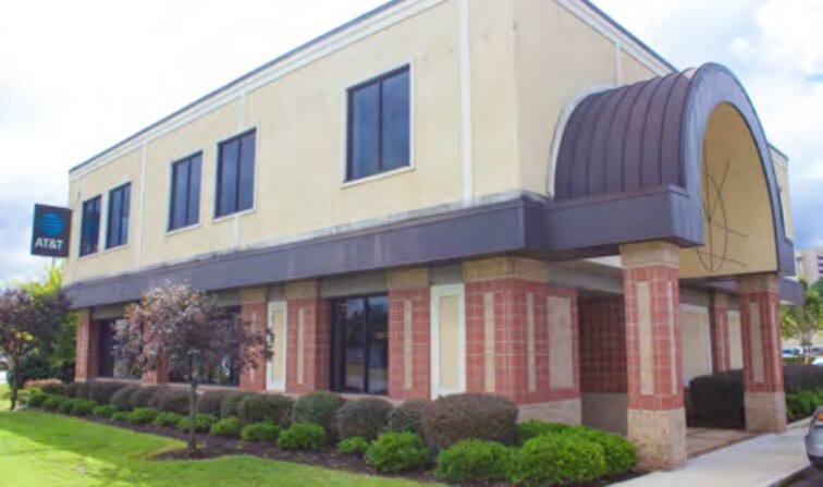 1001 Memorial Pky NW, Huntsville, AL for lease - Building Photo - Image 1 of 3