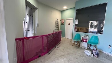 Glorieta Marqués de Vadillo, 1, Madrid, Madrid for lease Interior Photo- Image 1 of 17