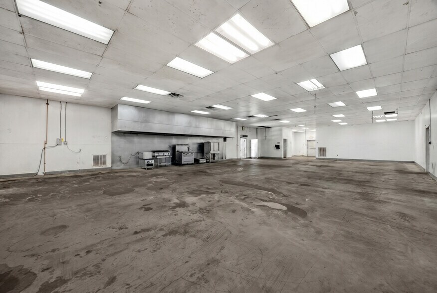 1773 W Lincoln Ave, Anaheim, CA for sale - Building Photo - Image 2 of 9