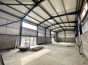 17 Loughgall Road, Armagh for lease Interior Photo- Image 1 of 2