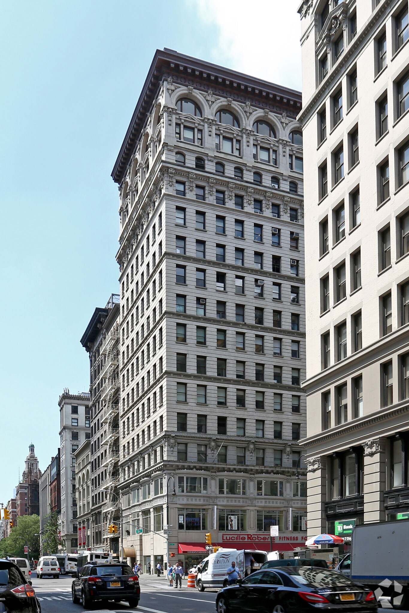 80 Fifth Ave, New York, NY à louer Photo du bâtiment- Image 1 de 14