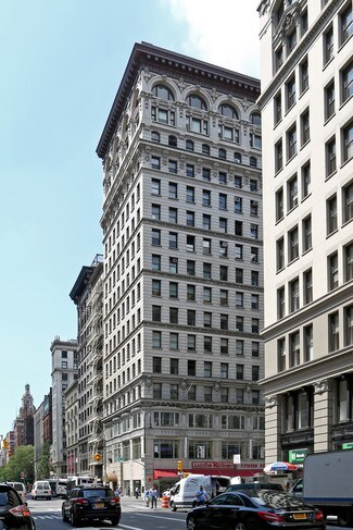 Plus de détails pour 80 Fifth Ave, New York, NY - Bureau, Commerce de détail à louer