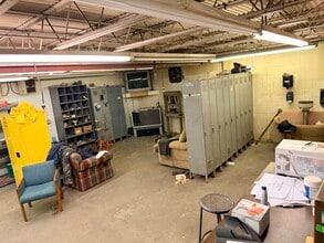 4133 New Haven Ave, Fort Wayne, IN for lease Interior Photo- Image 1 of 6