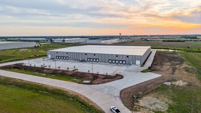 Plus de détails pour 5447 Sunflower Ct, Bel Aire, KS - Industriel à louer