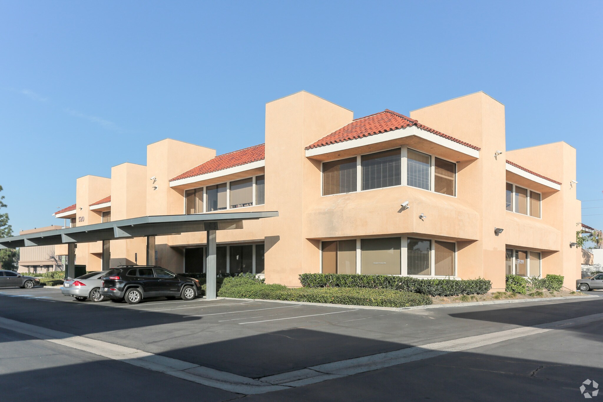 520 N Brookhurst St, Anaheim, CA à louer Photo principale- Image 1 de 4
