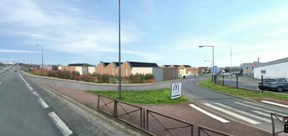 Flex in Cergy for lease Aerial- Image 1 of 3