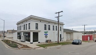 570 Grandville Ave, Grand Rapids MI - Entrepôt