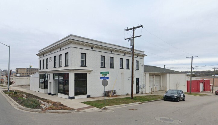 570 Cesar Chavez Dr, Grand Rapids, MI for lease - Building Photo - Image 1 of 7