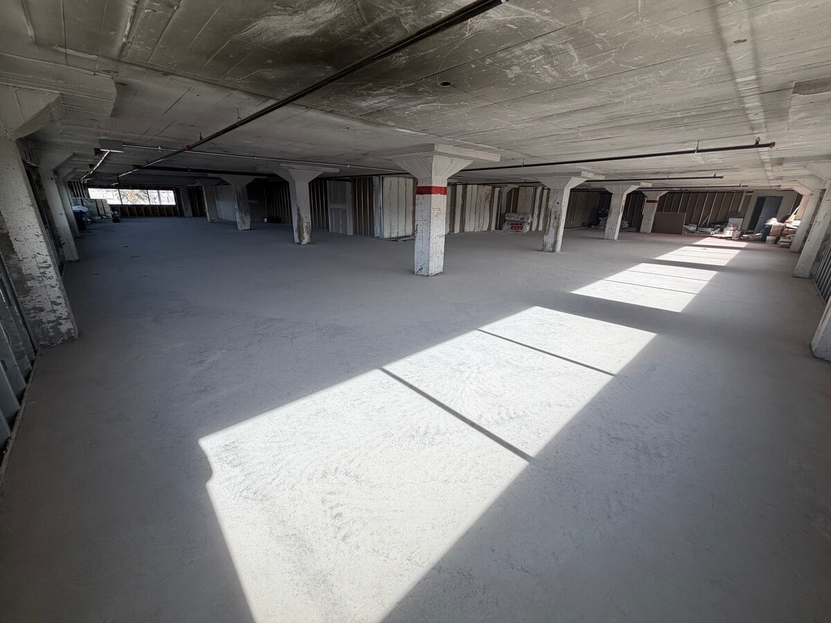 1125 Texas Ave, El Paso, TX 79901 - Unit 201 - - Interior Photo - Image 2 of 9