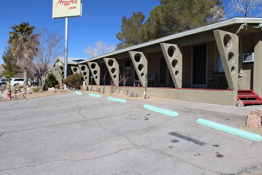 350 S 1st St, Beatty, NV à vendre - Photo du bâtiment - Image 2 de 14