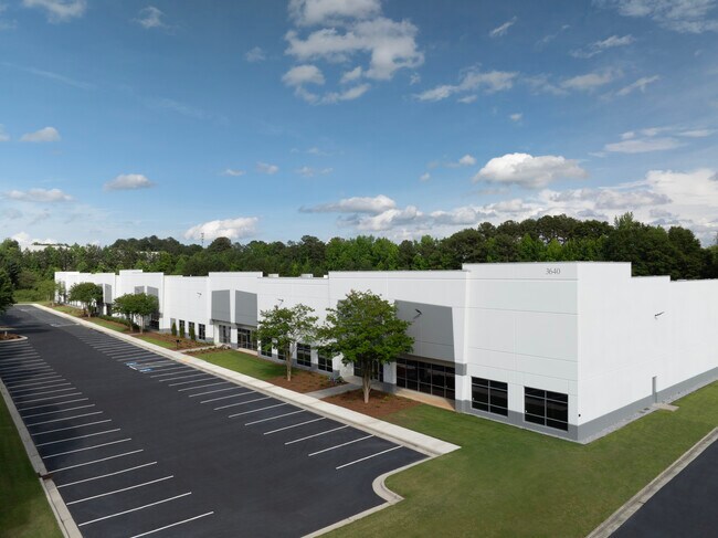 Plus de détails pour 3640 Royal South Pky, Atlanta, GA - Industriel à louer