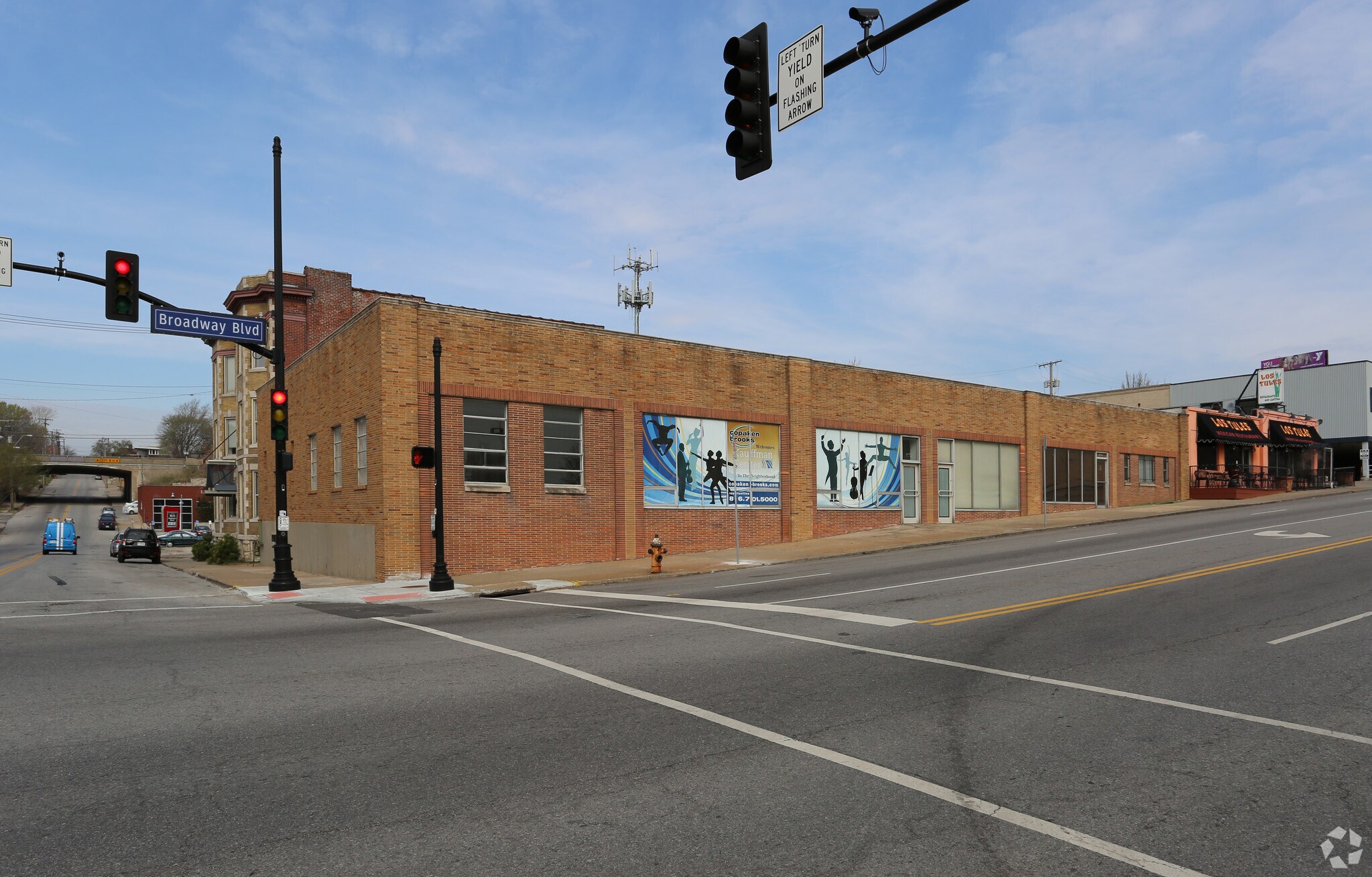 1660-1664 Broadway St, Kansas City, MO for lease Primary Photo- Image 1 of 5