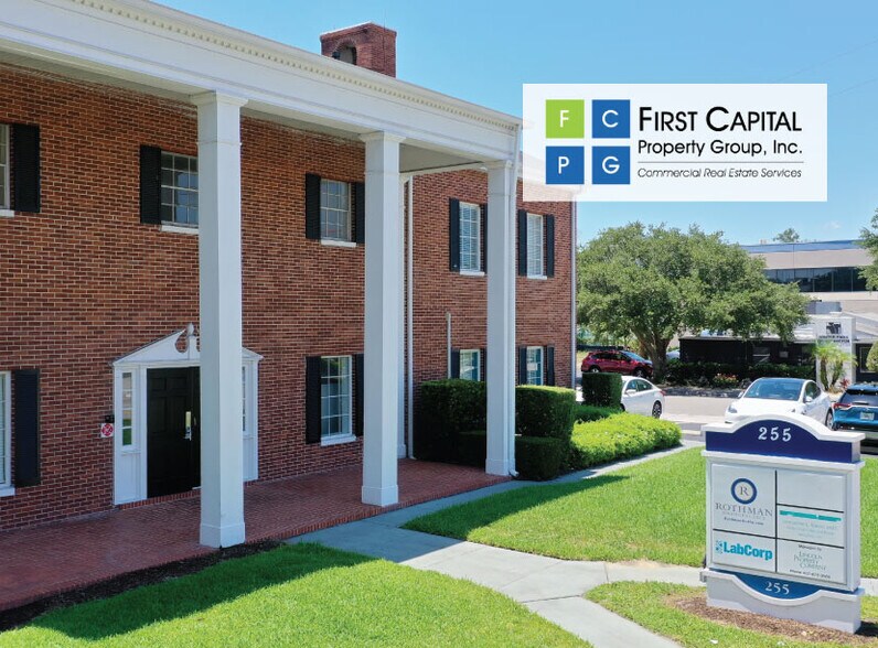 255 N Lakemont Ave, Winter Park, FL à louer - Photo du bâtiment - Image 2 de 11