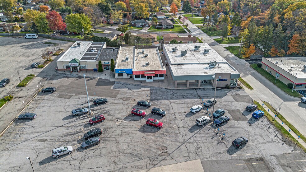 2931 Niles Ave, Saint Joseph, MI à vendre - Photo du bâtiment - Image 2 de 20