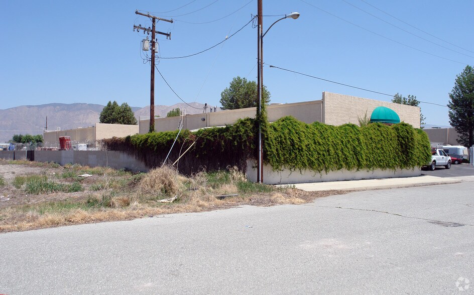 817-873 W 9th St, San Jacinto, CA à louer - Photo du bâtiment - Image 3 de 38