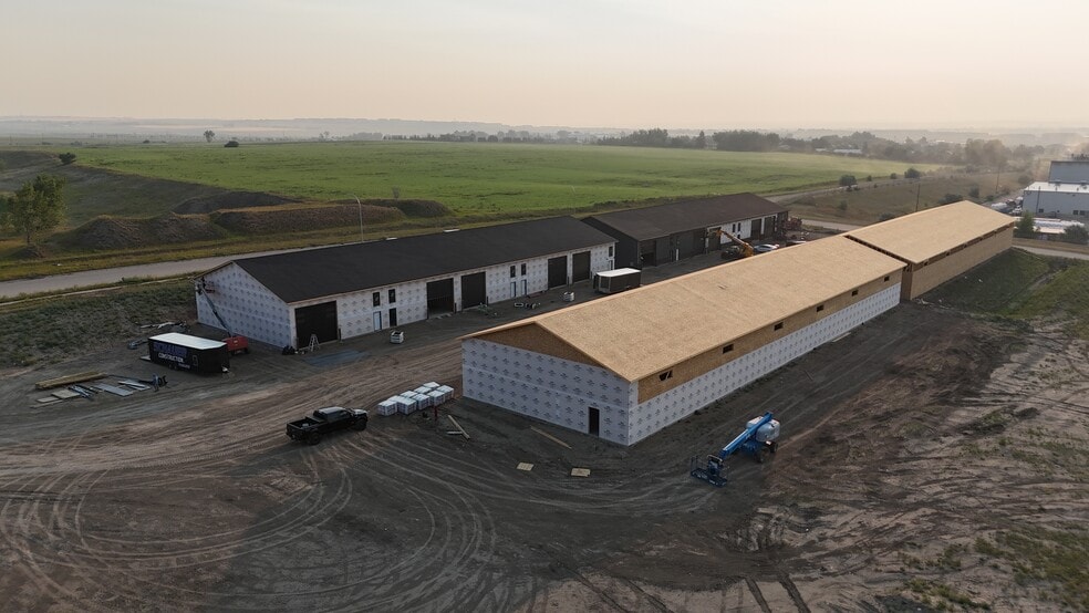 313 60th Ave, Williston, ND à vendre - Photo du bâtiment - Image 3 de 60