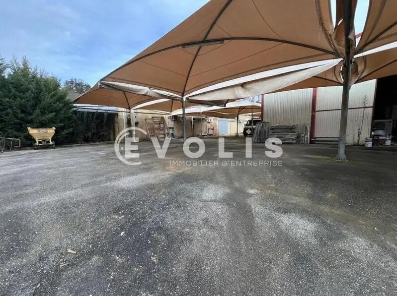 Flex in Gleizé for sale Building Photo- Image 1 of 6