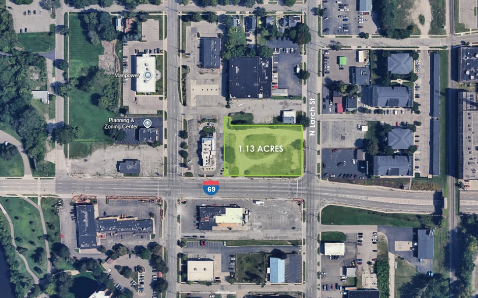 709 Larch St, Lansing, MI for sale - Primary Photo - Image 2 of 3
