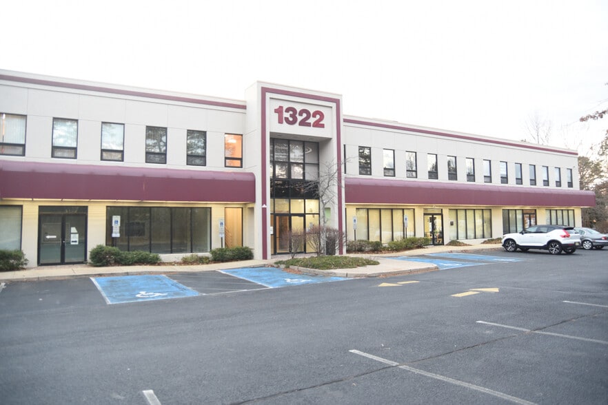 1322 Route 72 W, Manahawkin, NJ for lease - Building Photo - Image 2 of 20