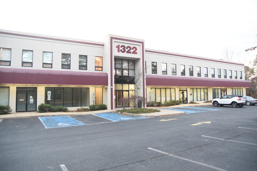 1322 Route 72 W, Manahawkin, NJ à louer - Photo du bâtiment - Image 3 de 13