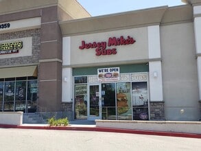 9303-9407 Central Ave, Montclair, CA à louer Photo du bâtiment- Image 2 de 2