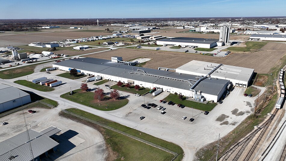 1200 W Niccum Ave, Effingham, IL for lease Building Photo- Image 1 of 6