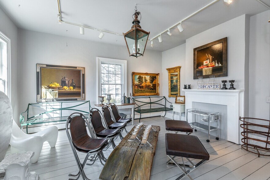 259 Main St S, Woodbury, CT à louer - Photo du bâtiment - Image 2 de 29