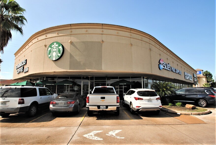 20551 N I-45, Spring, TX à louer - Photo du bâtiment - Image 1 de 9