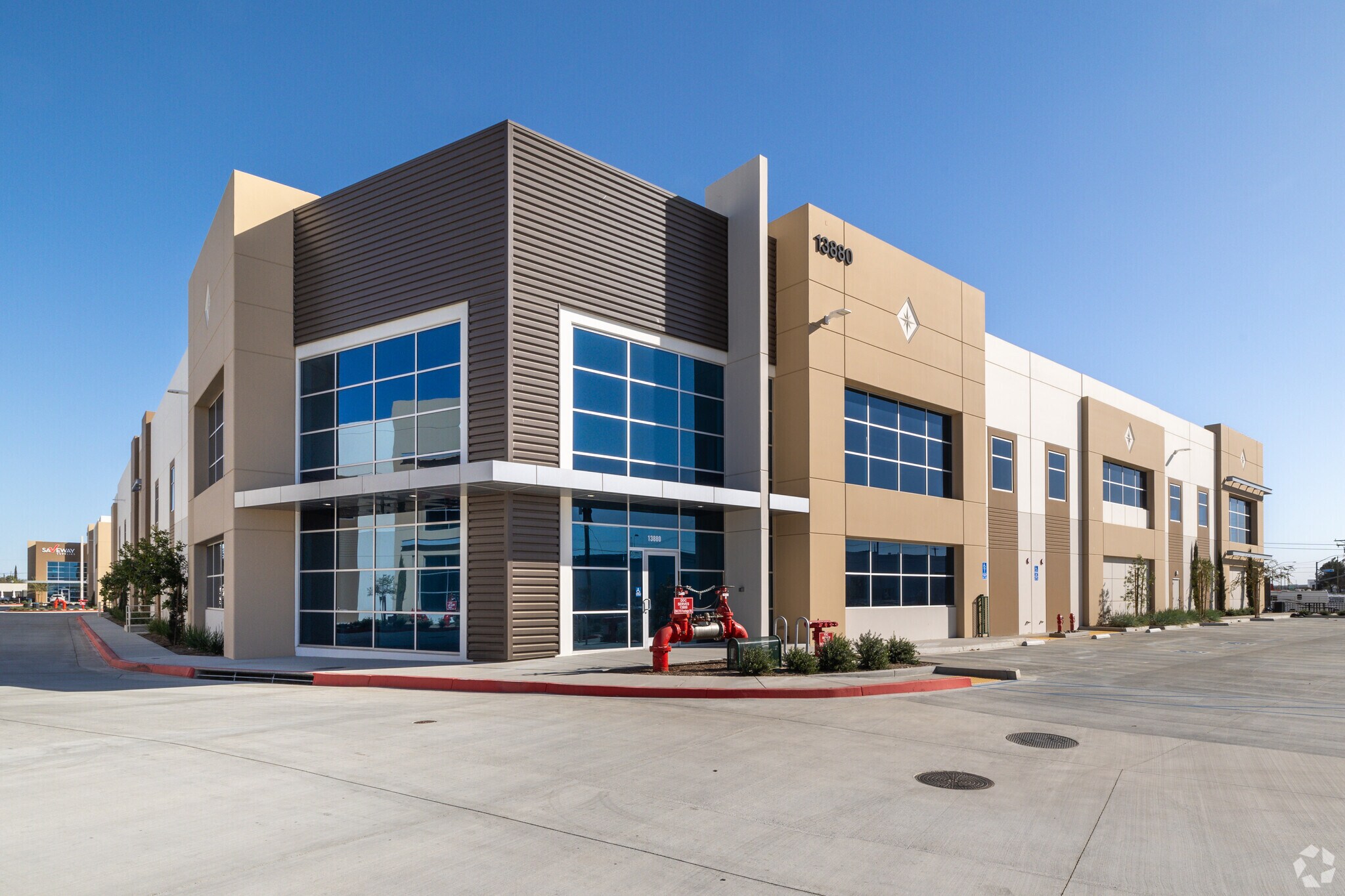 13880 Old 215 Frontage Rd, Moreno Valley, CA for sale Primary Photo- Image 1 of 7