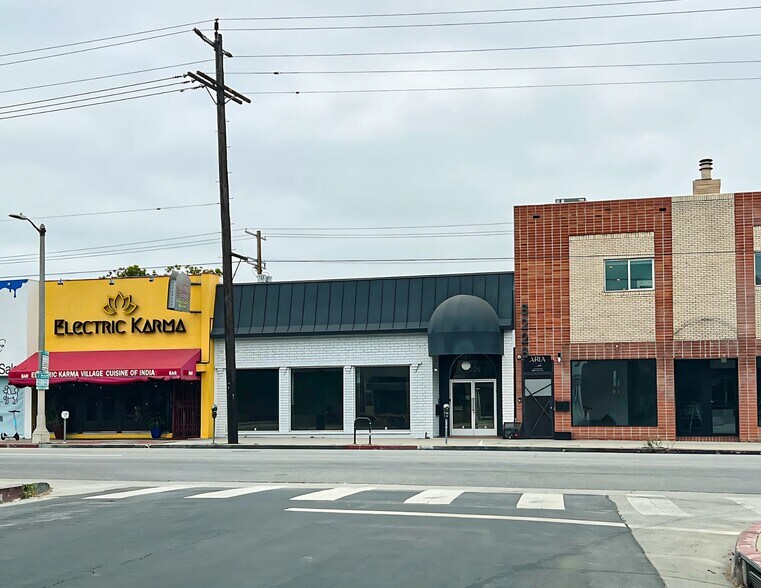 8226 W 3rd St, Los Angeles, CA for lease - Building Photo - Image 1 of 12