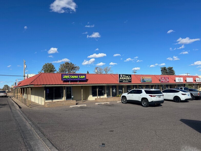 125 E Fry Blvd, Sierra Vista, AZ à louer - Photo du bâtiment - Image 2 de 4