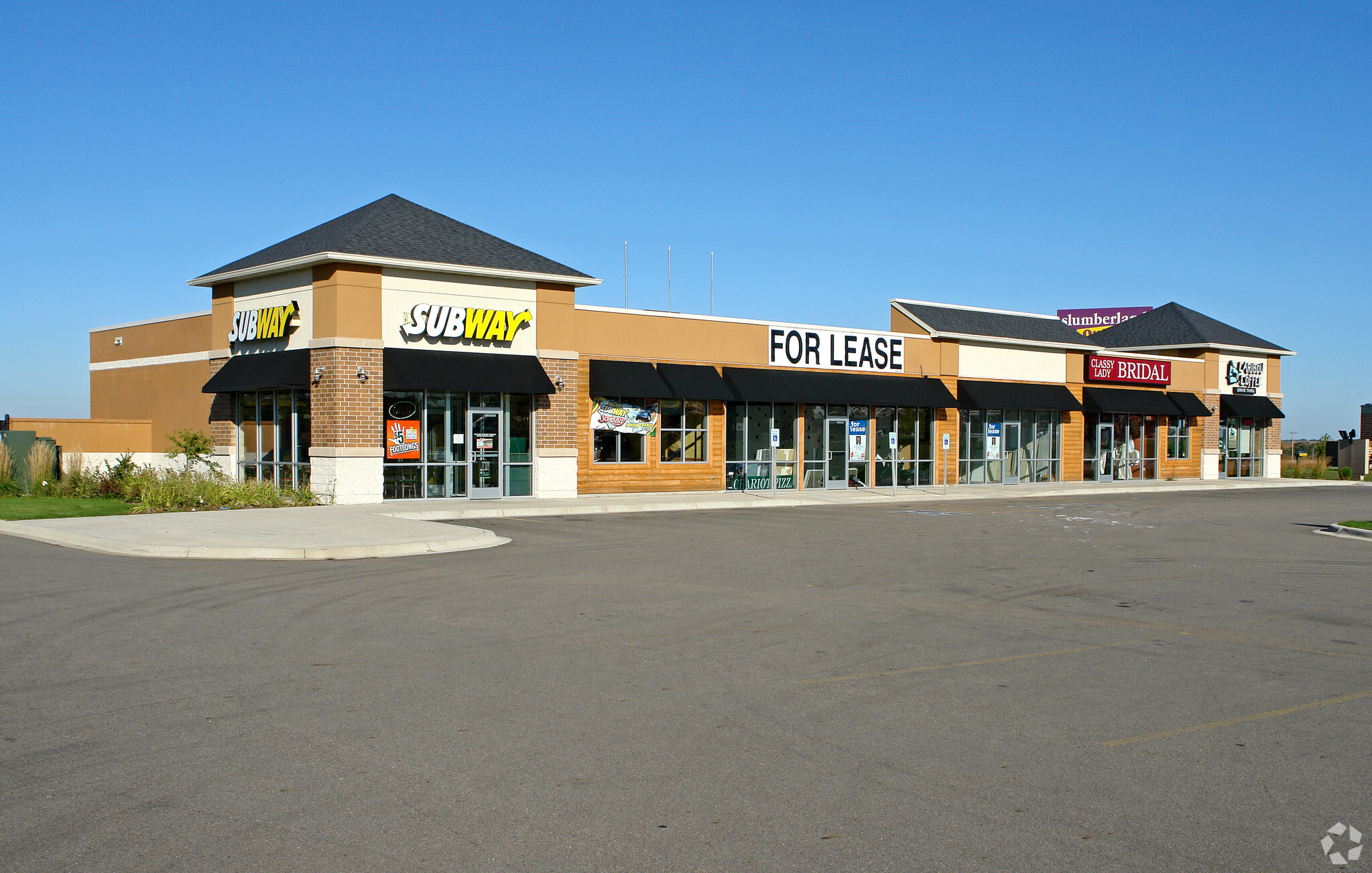 2350 43rd St NW, Owatonna, MN for sale Primary Photo- Image 1 of 1