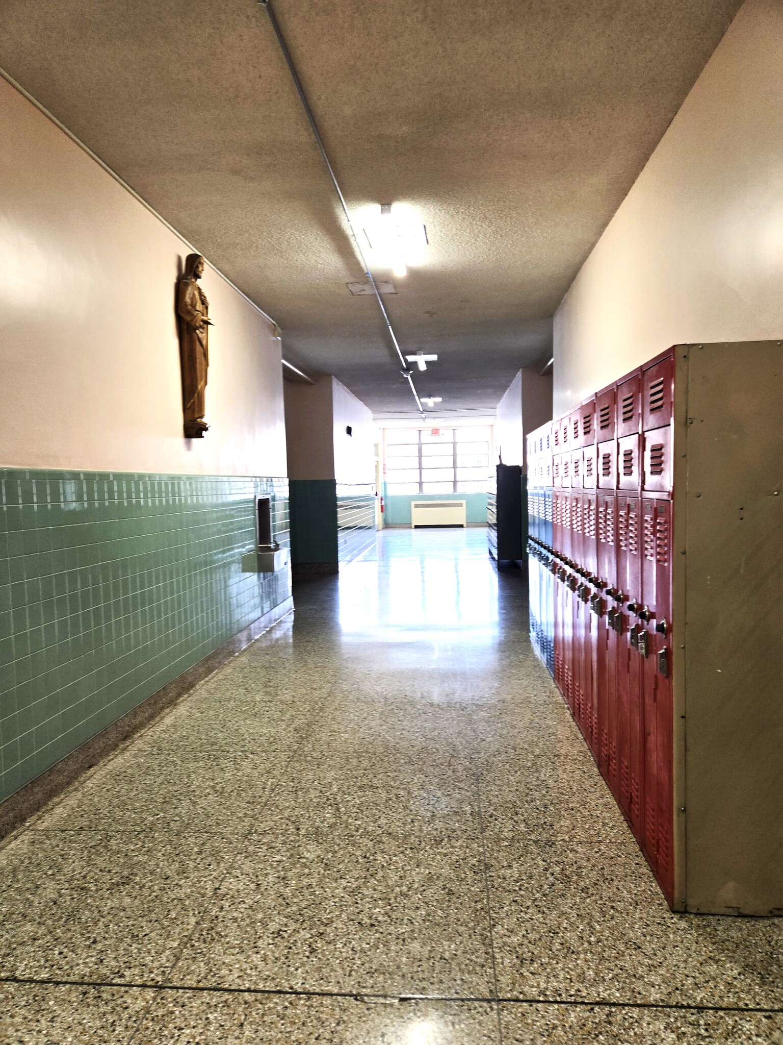 55 Turner Ave, Riverside, RI for lease Interior Photo- Image 1 of 5