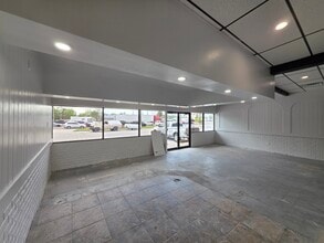 13355 Belcher Rd, Largo, FL for lease Interior Photo- Image 1 of 9