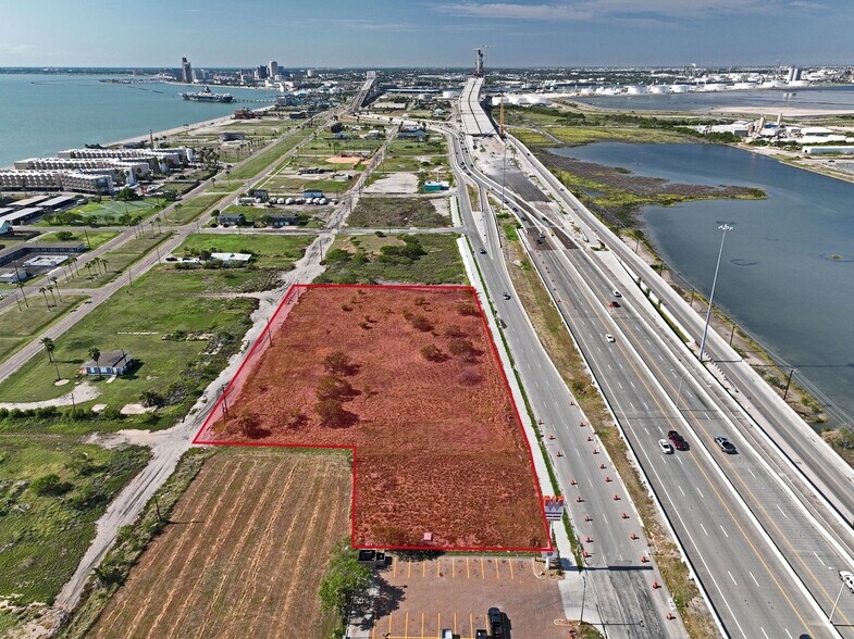4402 E Causeway Blvd, Corpus Christi, TX for sale - Building Photo - Image 2 of 6