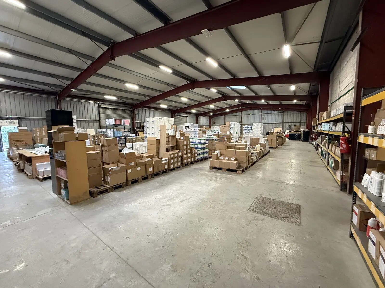 Flex in Septèmes-les-Vallons for lease Building Photo- Image 1 of 7