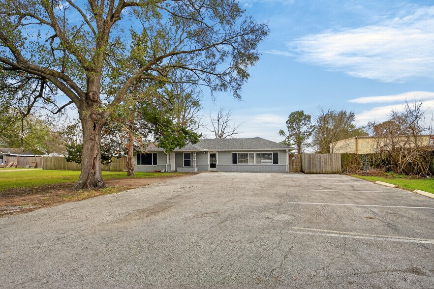 5109 E 5th St, Katy, TX à louer - Photo principale - Image 1 de 32