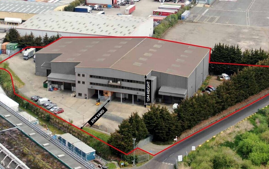 Marsh Way, Rainham à vendre - Aérien - Image 2 de 11