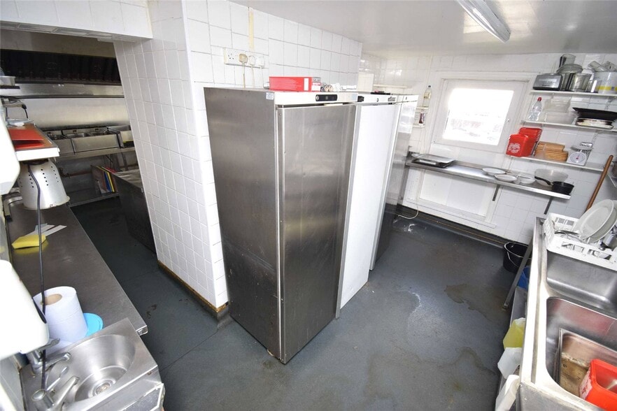 3 Bridge St, Bridlington for sale - Interior Photo - Image 3 of 8