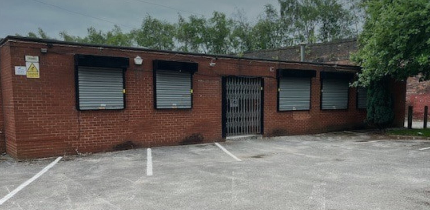 10-12 Pittbrook St, Manchester for sale Primary Photo- Image 1 of 2