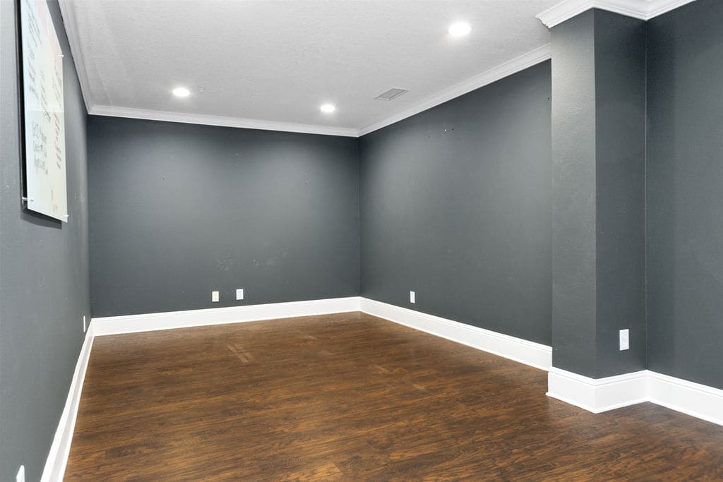 112 W Indiana Ave, Deland, FL for lease Interior Photo- Image 1 of 11