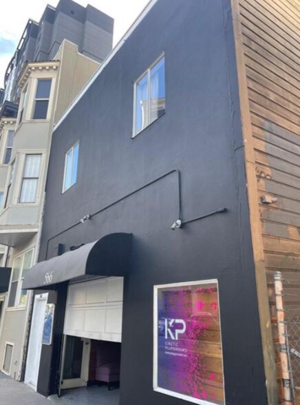 566 Folsom St, San Francisco, CA à vendre - Photo du bâtiment - Image 1 de 8
