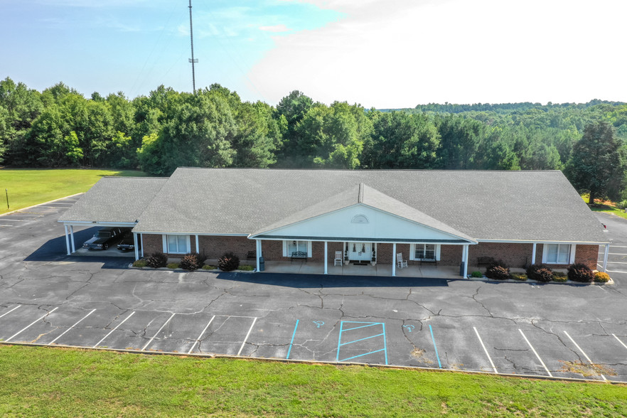 1225 Cross Anchor Rd, Woodruff, SC for sale - Building Photo - Image 1 of 1