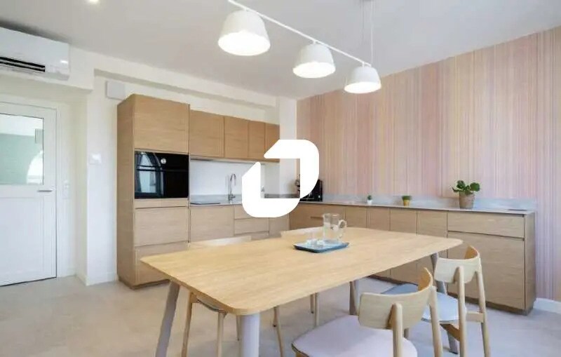 Office in Saint-Germain-en-Laye for lease - Interior Photo - Image 3 of 5