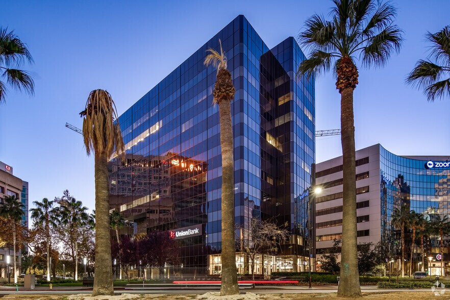99 Almaden Blvd, San Jose, CA à louer - Photo du bâtiment - Image 1 de 15