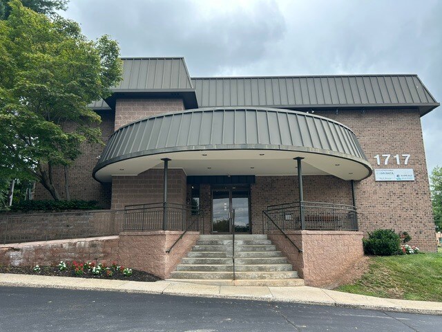 1717 Swede Rd, Blue Bell, PA à louer - Photo du bâtiment - Image 2 de 6