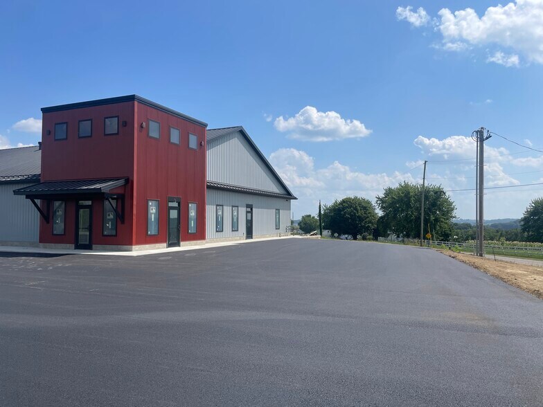 2460 Township Road 357, Dundee, OH à louer - Photo du bâtiment - Image 2 de 5