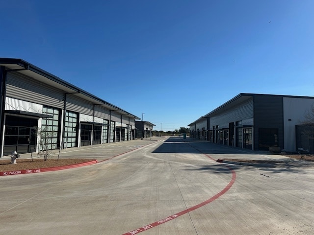 355 Cross Creek Rd, Georgetown, TX for lease - Building Photo - Image 2 of 16