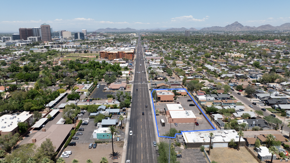 2013 N 7th St, Phoenix, AZ à vendre - Photo principale - Image 1 de 1